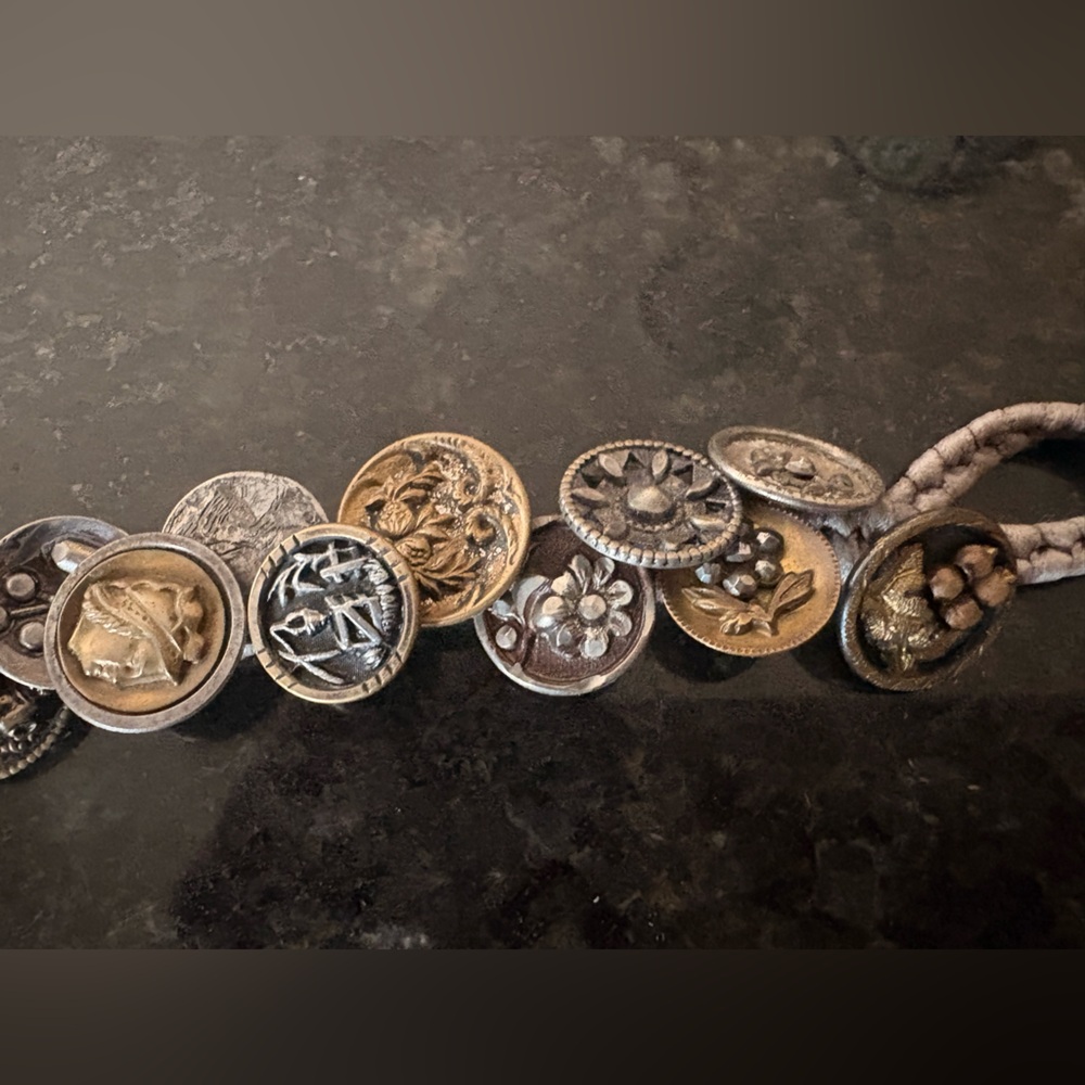 Antique Button Bracelet - image 3